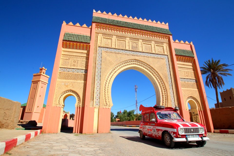 Historic Site, Landmark, Arch, Sky