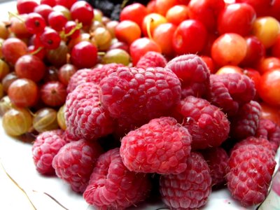 Natural Foods, Fruit, Berry, Raspberry photo