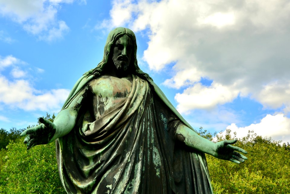 Statue, Sky, Green, Monument