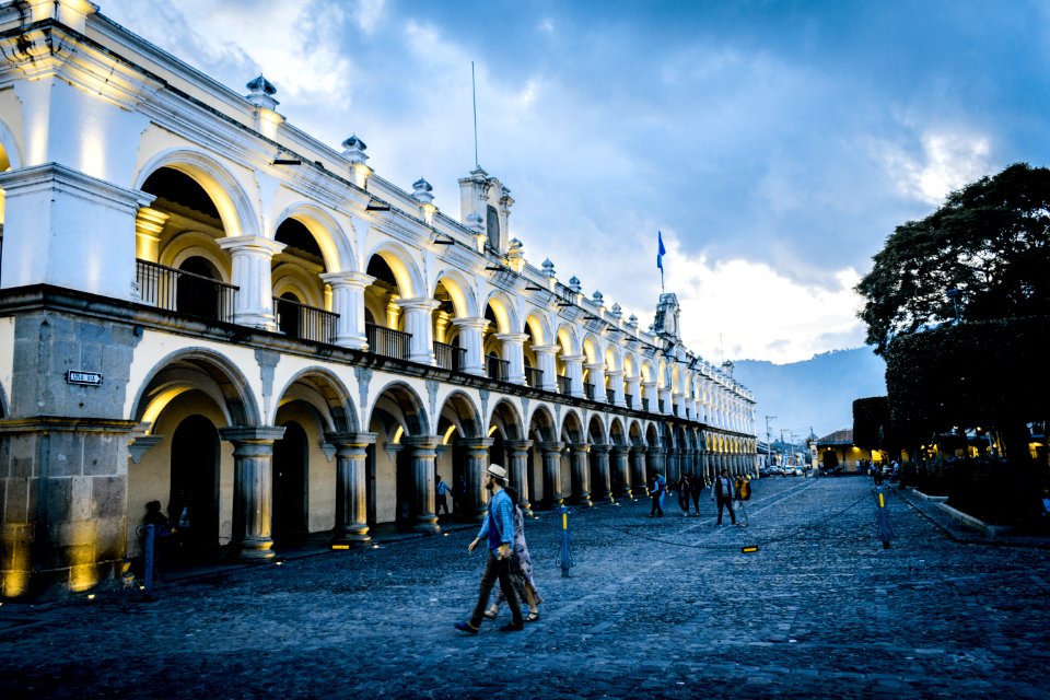 Sky, Landmark, Building, Tourist Attraction photo