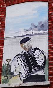 Sailor accordion wadden sea
