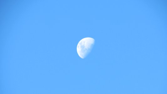 Sky, Daytime, Atmosphere, Moon