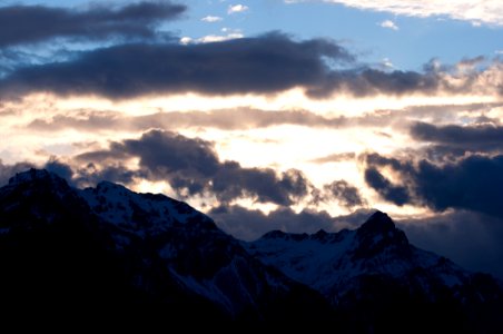 Sky, Mountain Range, Mountainous Landforms, Cloud