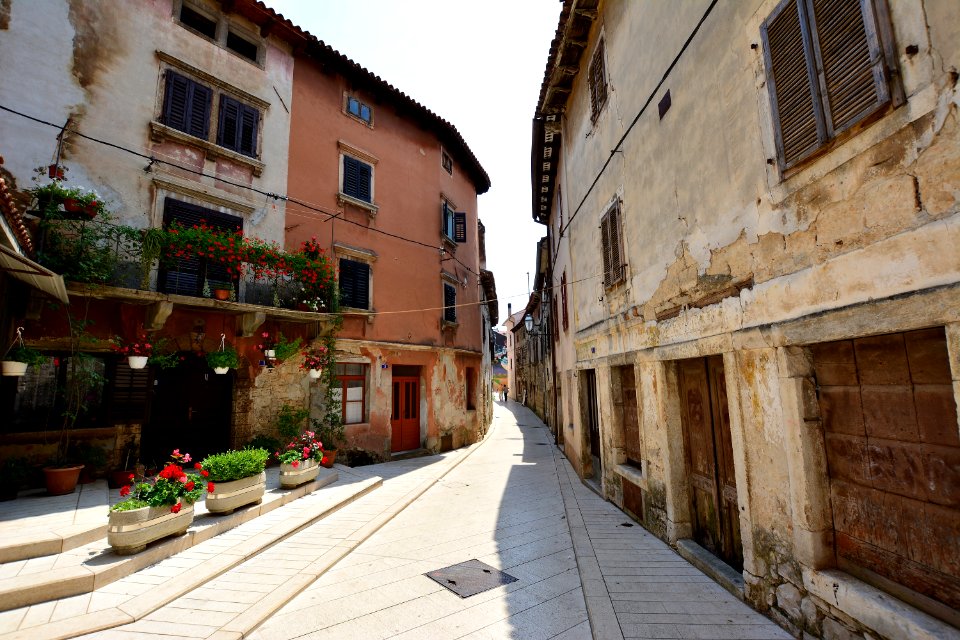 Town, Neighbourhood, Property, Street