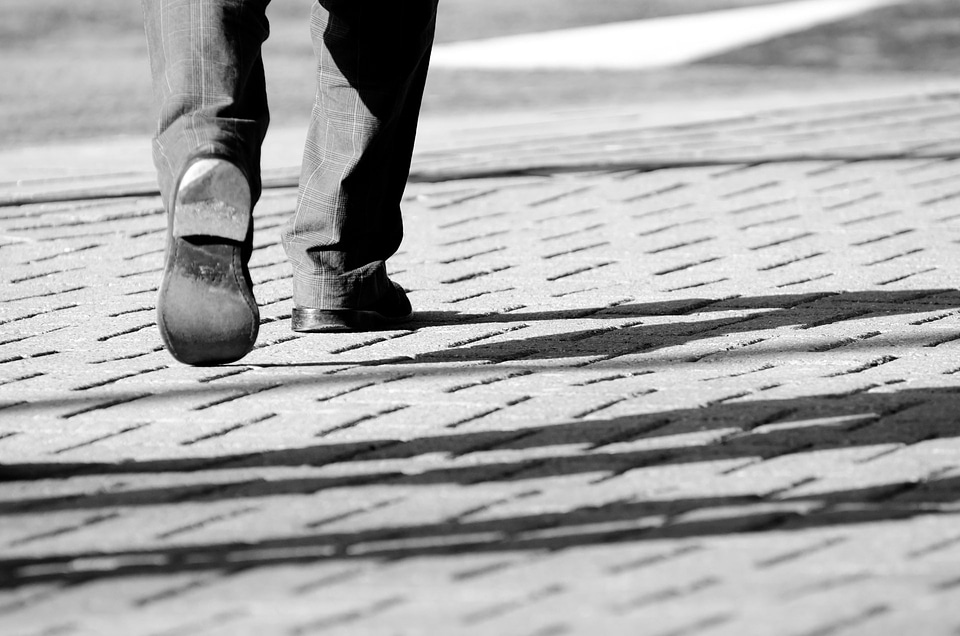 Direction shoes sole