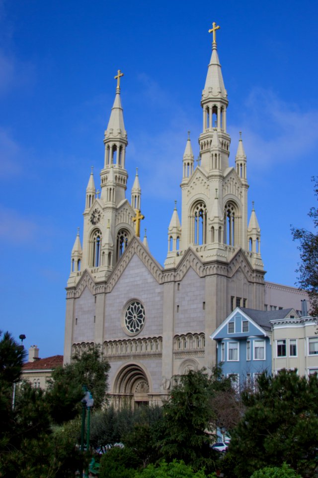 Landmark, Building, Cathedral, Medieval Architecture
