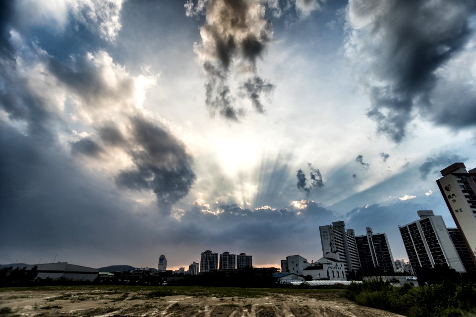 Sky, Cloud, Urban Area, Cityscape