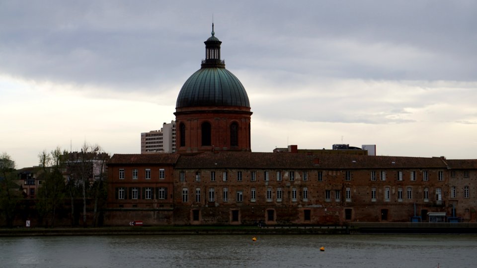 Waterway, Sky, Landmark, Building