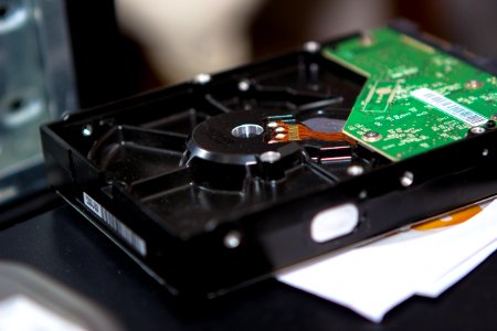 Electronic Device, Computer Component, Technology, Hard Disk Drive