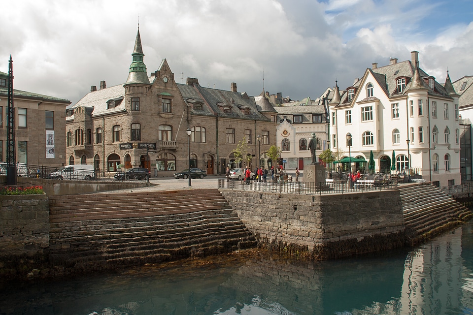 ålesund norway house scandinavia