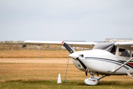 Aircraft, Airplane, Light Aircraft, Cessna 150 photo