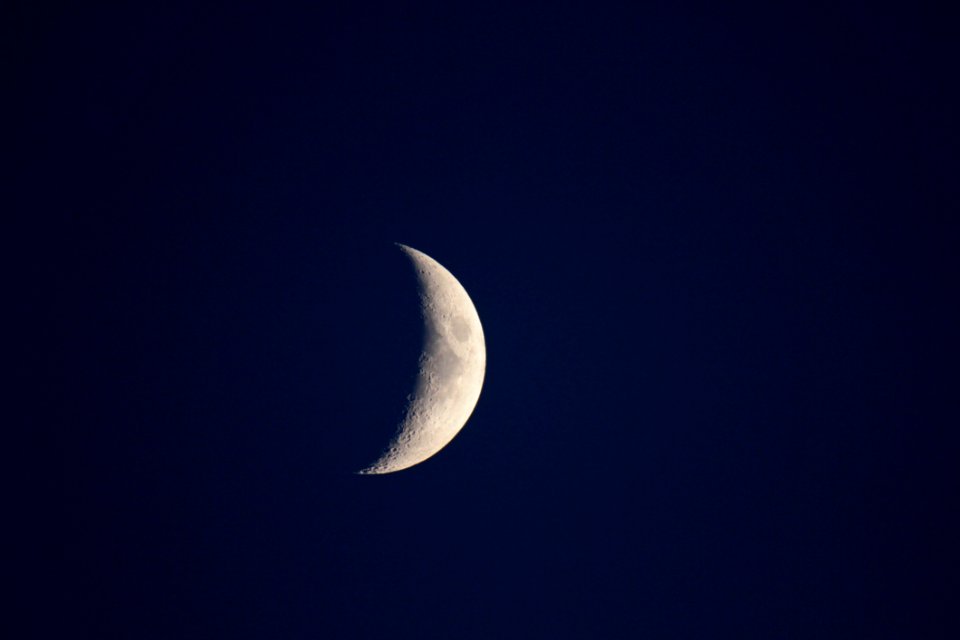 Crescent, Sky, Moon, Daytime