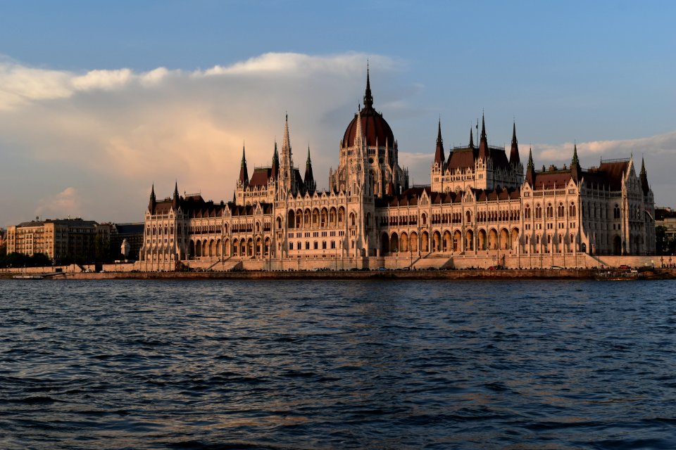 Waterway, Sky, Tourist Attraction, Water