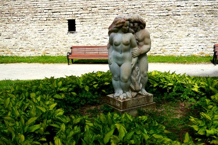 Statue Sculpture Garden Monument