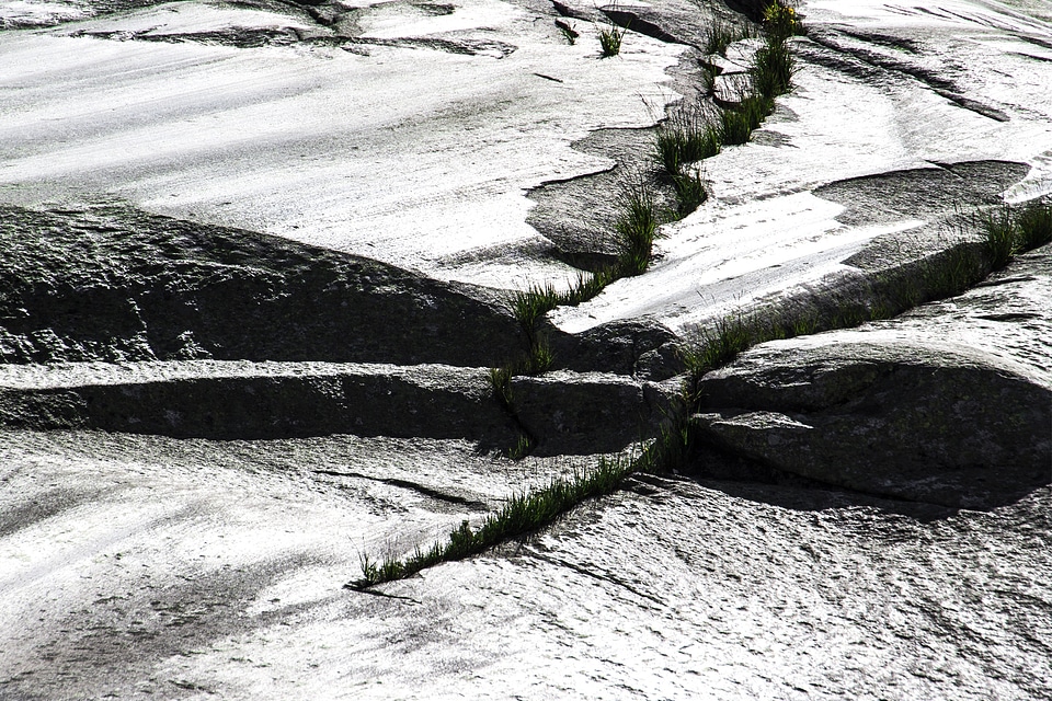 Mountains silver shimmer
