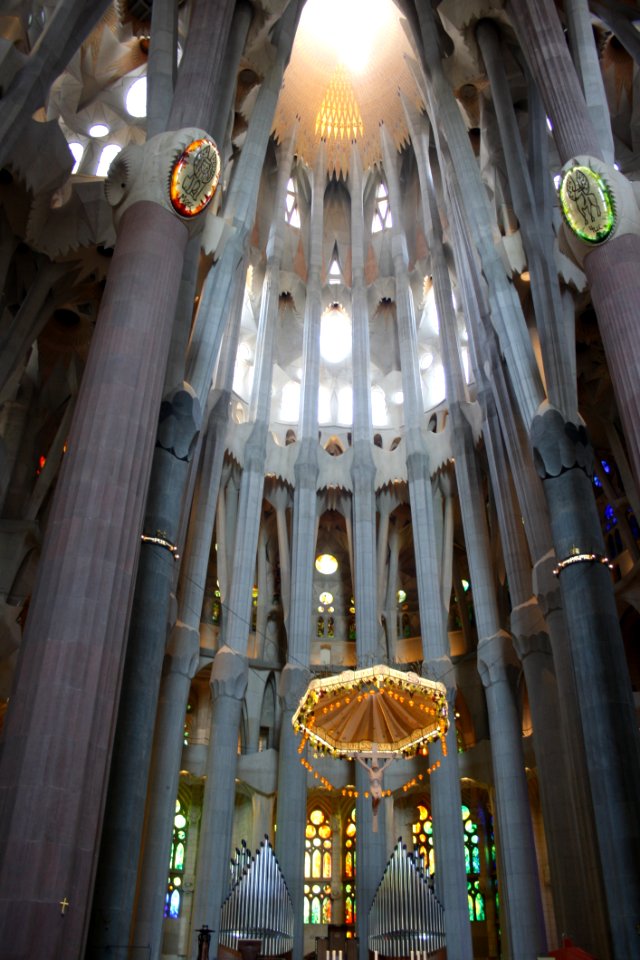 Building Column Place Of Worship Cathedral