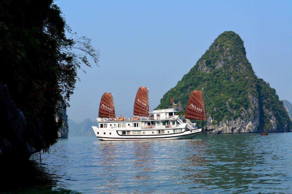 Body Of Water Water Transportation Waterway Coastal And Oceanic Landforms