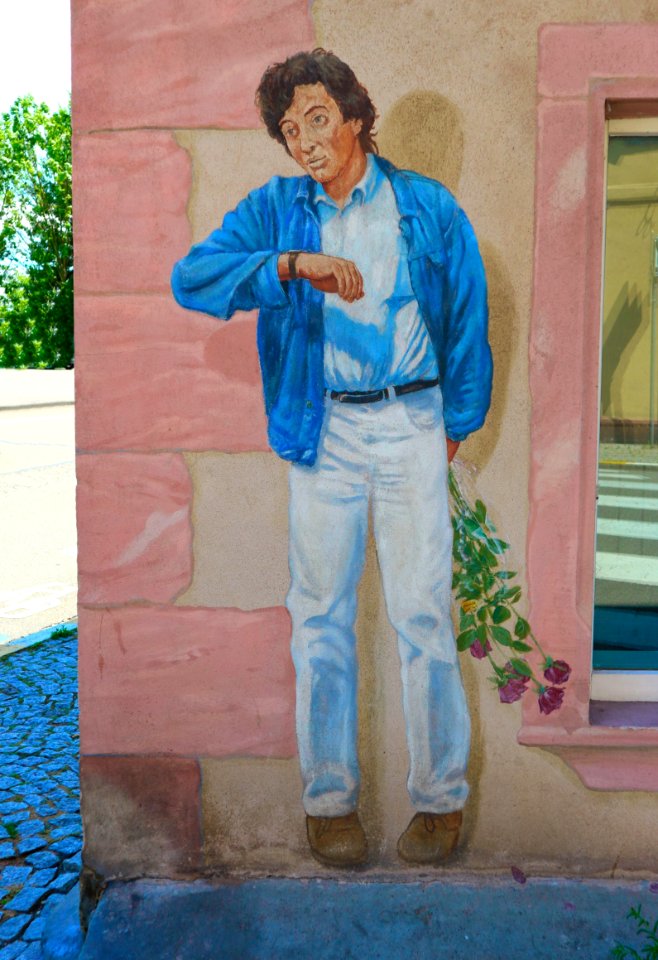Blue Pink Standing Painting