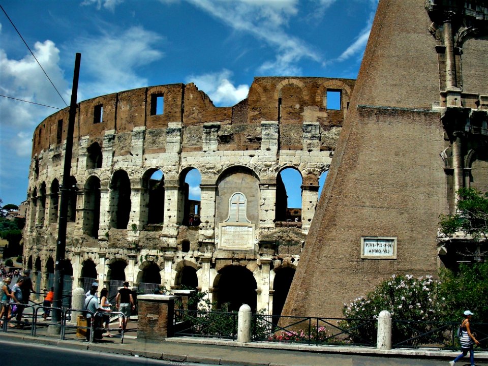 Building Medieval Architecture Historic Site Ancient Rome