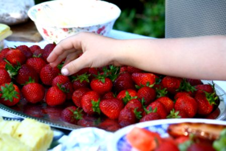 Strawberry Natural Foods Strawberries Fruit photo