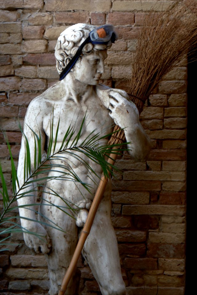 Sculpture Statue Monument Classical Sculpture