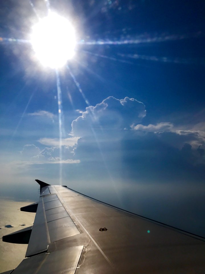 Sky Horizon Daytime Atmosphere
