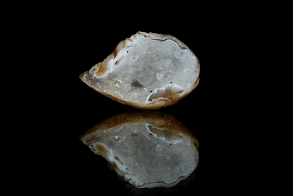 Mineral Crystal Artifact Quartz