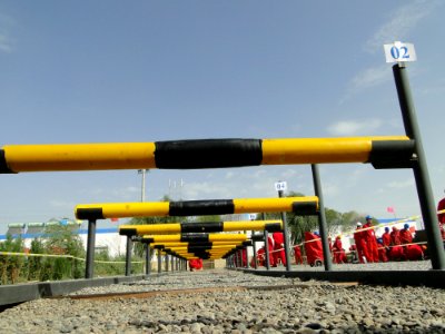 Yellow Pipeline Transport Water Pipe