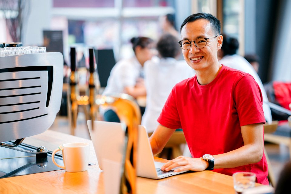 Man Wearing Red Crew-neck Shirt photo