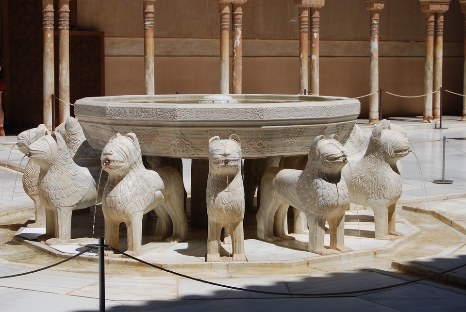Alhambra fontana leoni