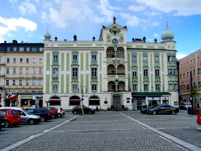 Landmark Building Town Town Square