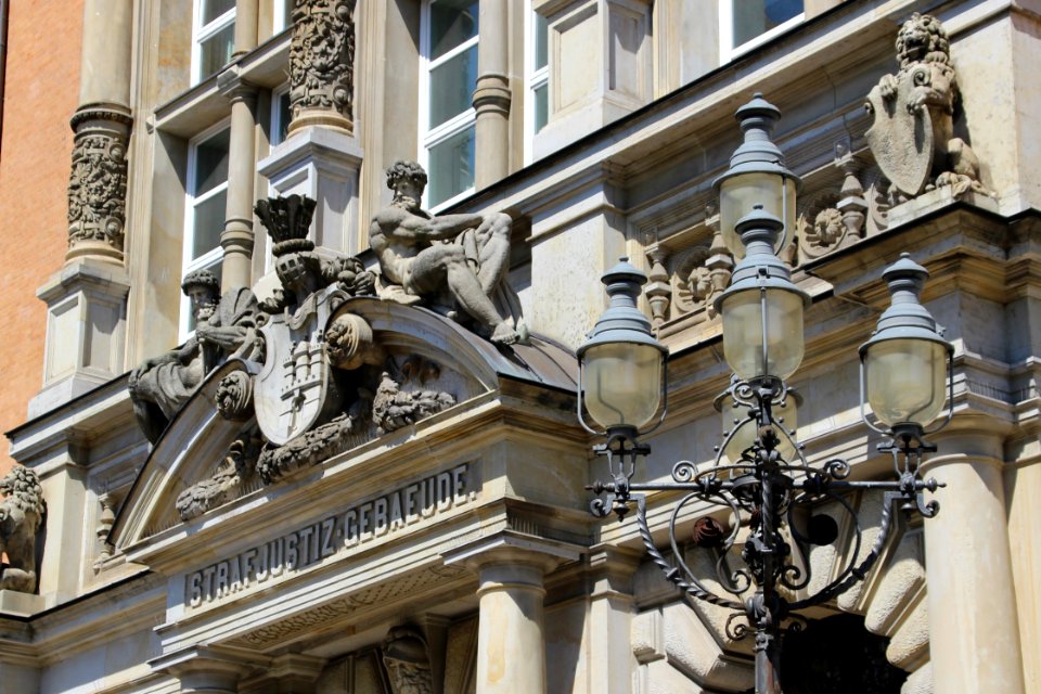 Landmark Sculpture Statue Building