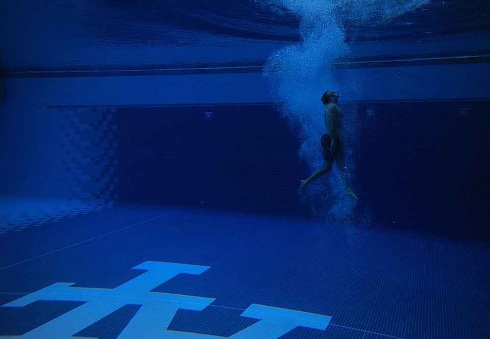 Water bubbles underwater