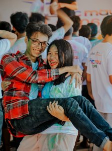Adolescent Carry Crowd