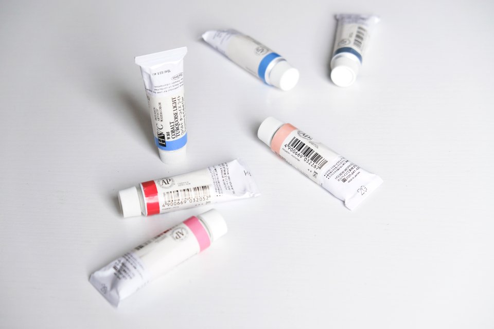 Close-up Colors Tubes