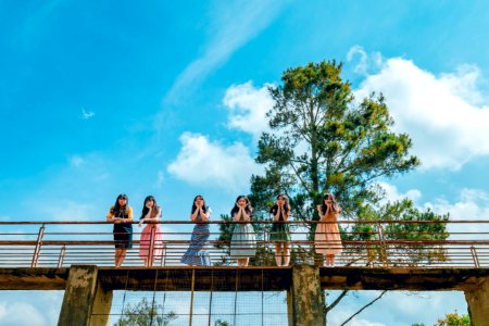 Six Women On Bridge