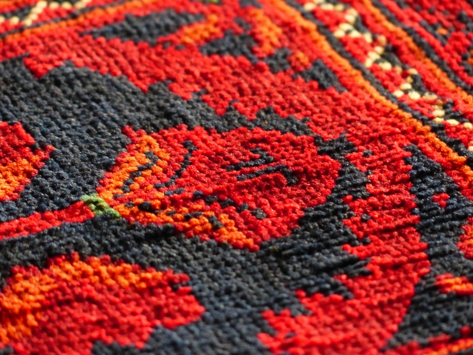 Silk wool carpet weaving center