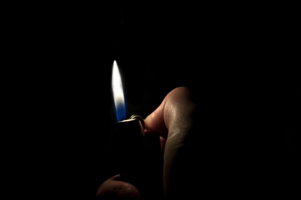 Darkness Light Hand Lighting