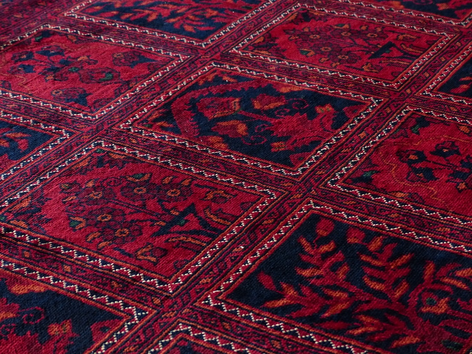 Silk wool carpet weaving center