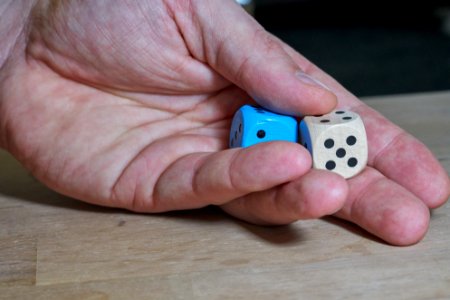 Finger Hand Dice Games