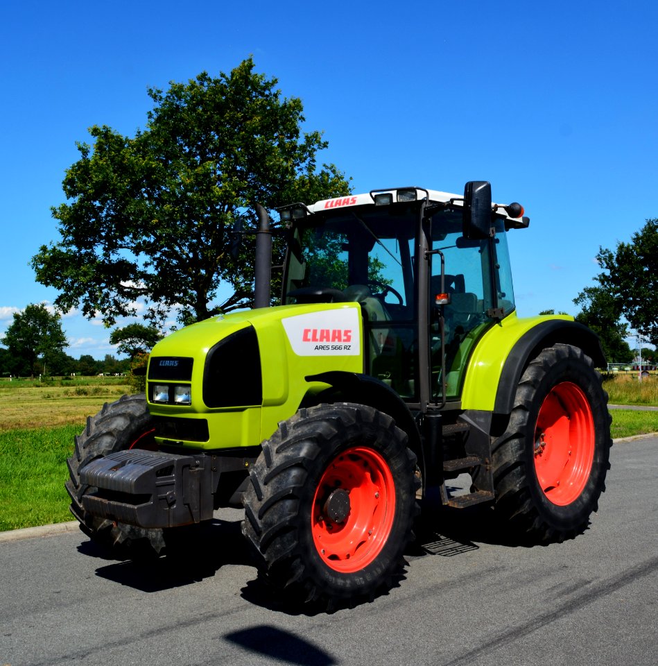 Tractor Agricultural Machinery Motor Vehicle Vehicle