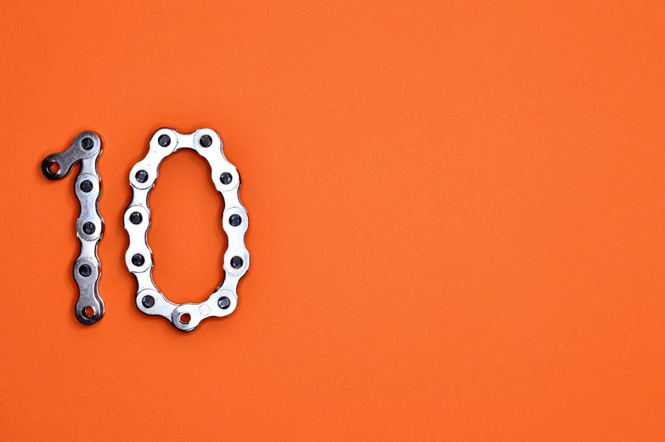 Bike Chain Forming 1 And 0