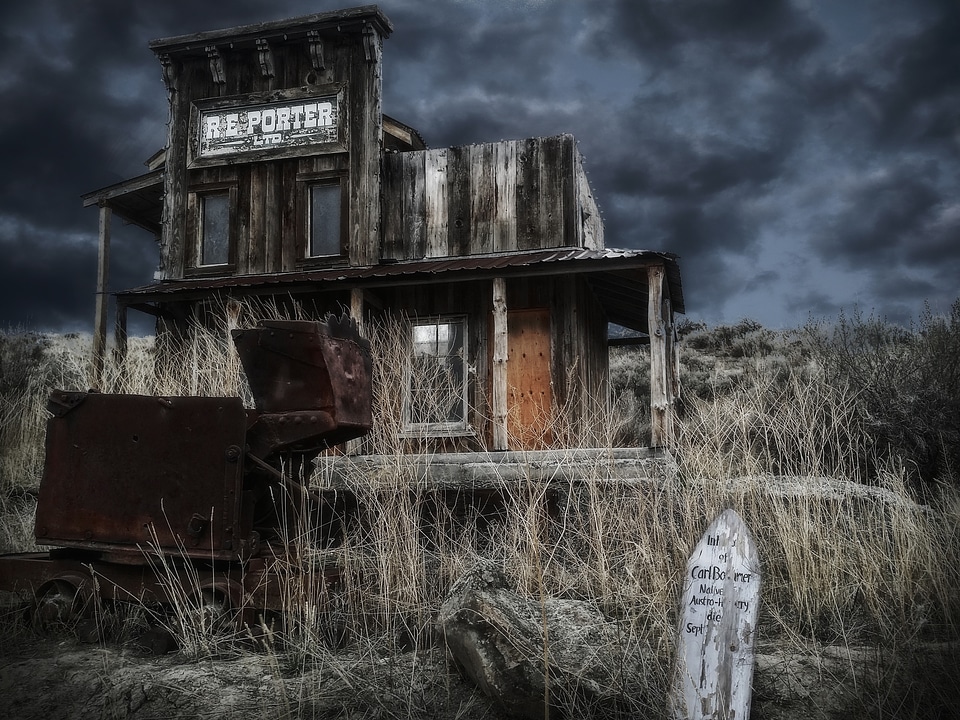 Wood building house