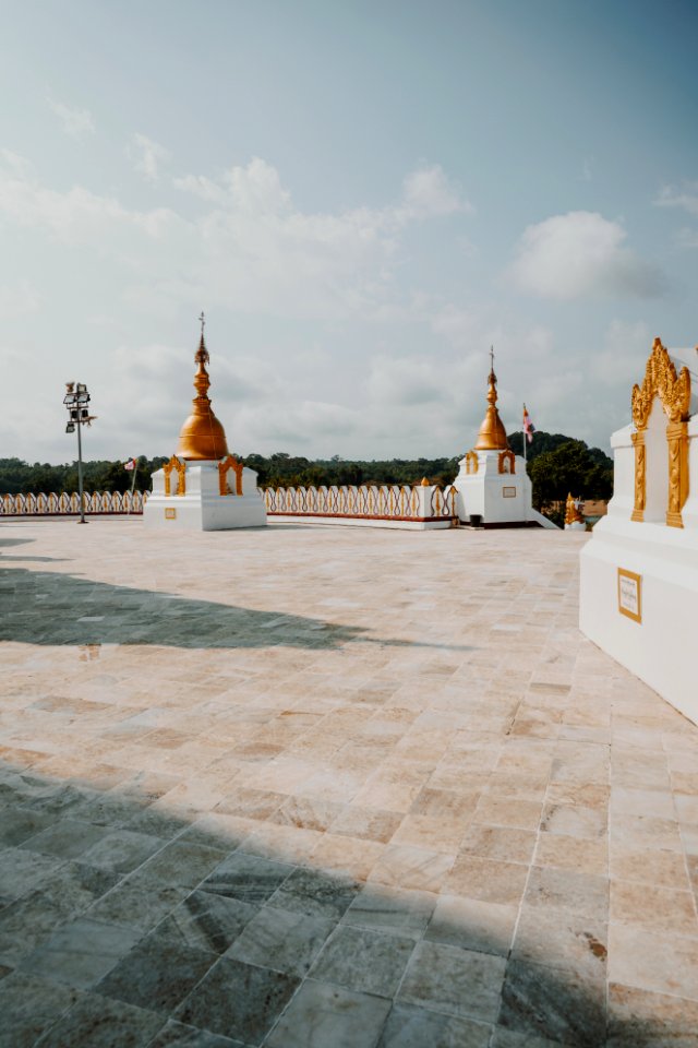 Gold And White Establishment