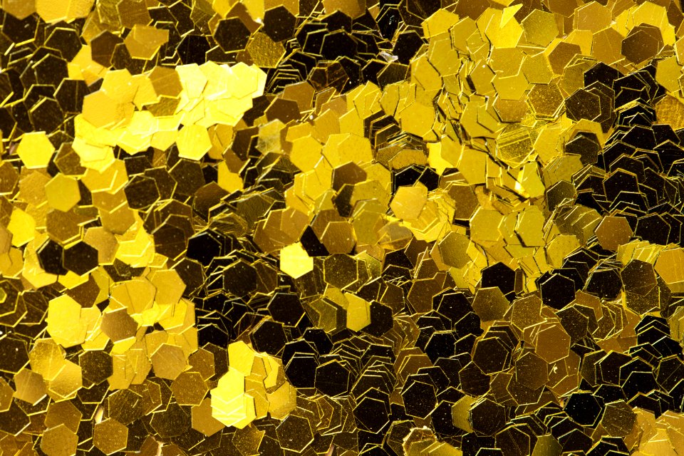 Yellow Leaf Pattern Design