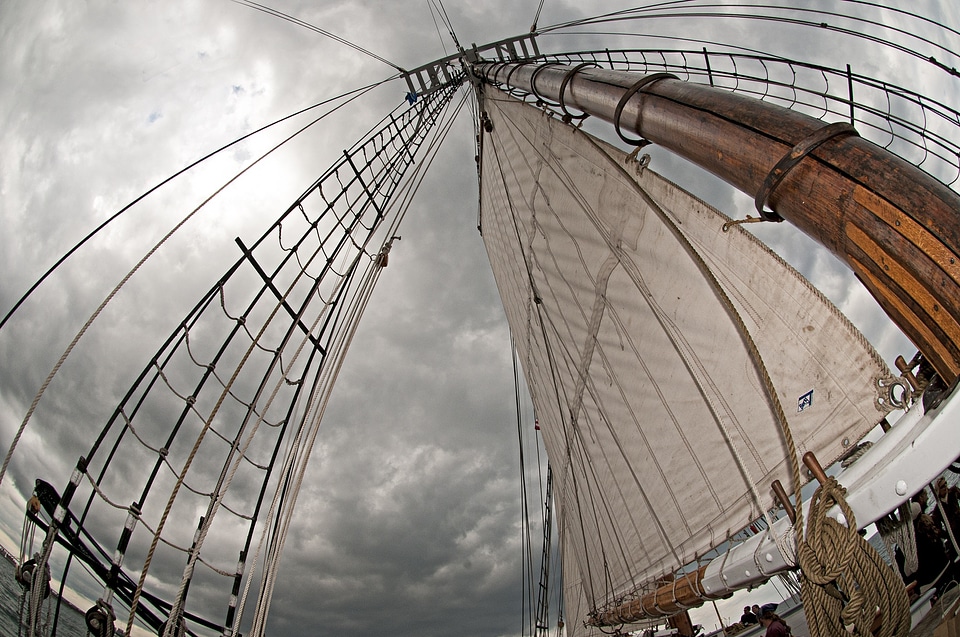 Sail sea water