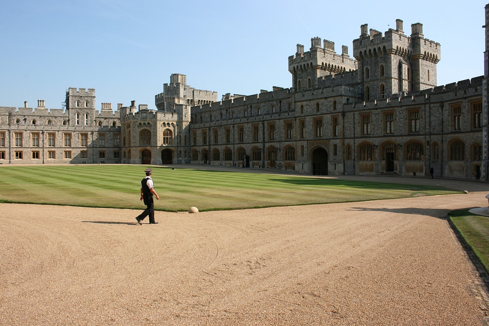 Windsor castle england Free photos