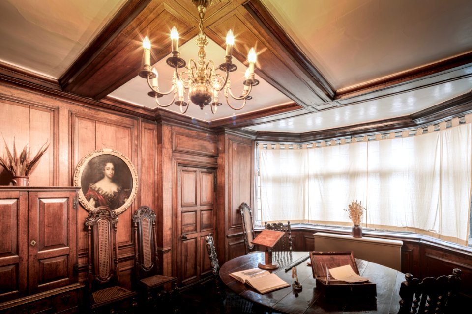 Ceiling, Interior Design, Room, Lobby