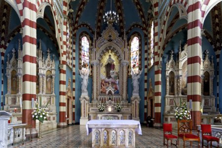 Chapel, Place Of Worship, Altar, Gothic Architecture photo