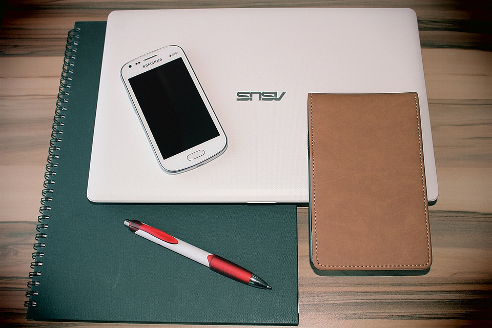 Laptop pen notebook